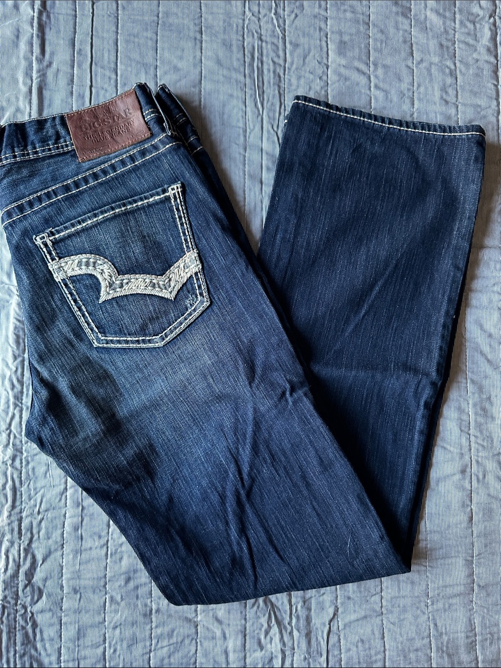 Big Star Dark Blue Men's Bootcut Jeans with Contrast Pocket Stitching